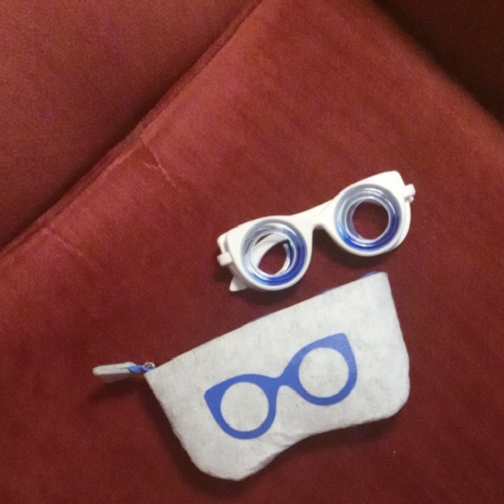 Anti Motion Sickness Glasses With Case